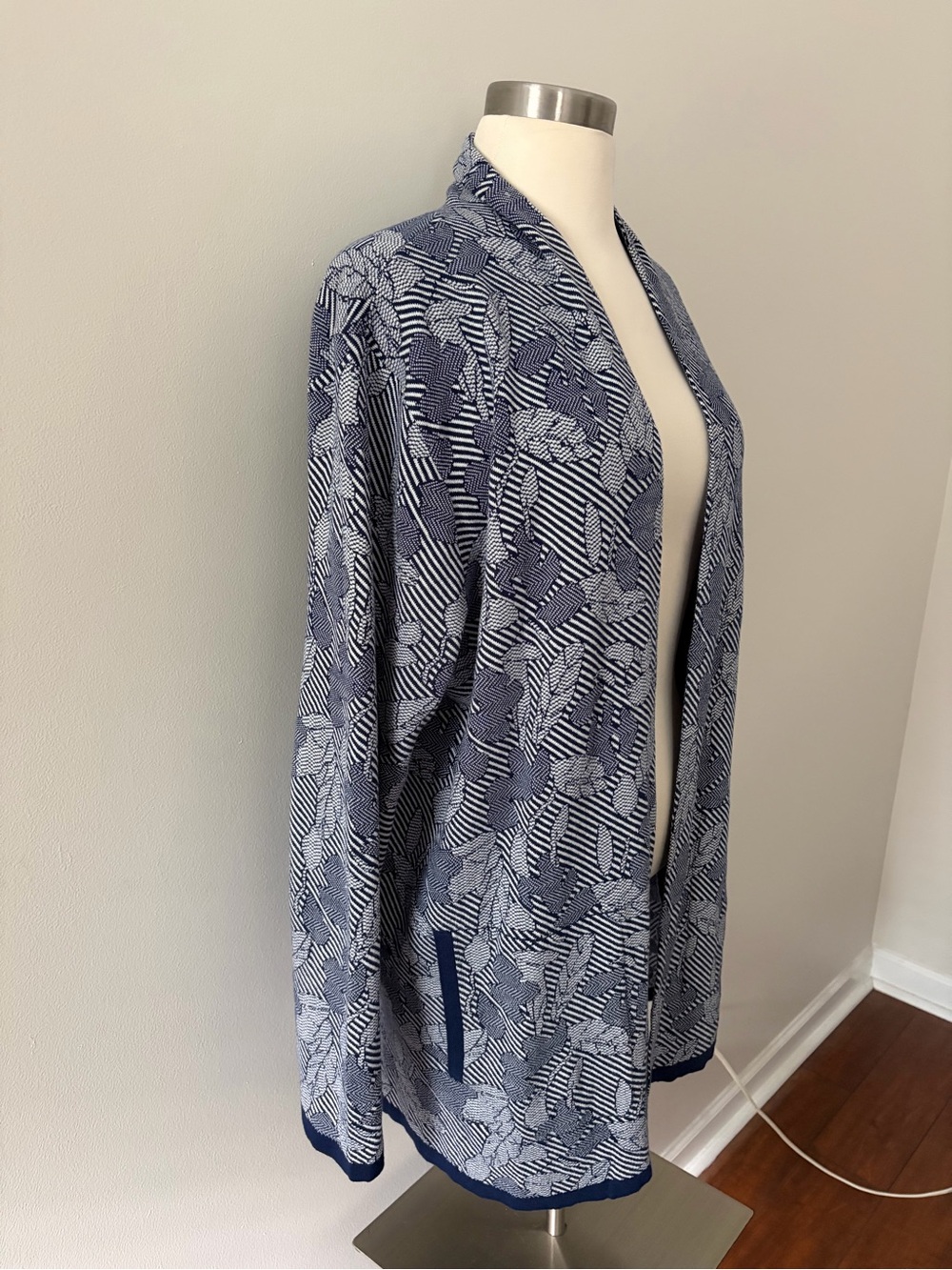 Lands' End Navy White Leaf Jaquard Open-Front Cardigan XL Lagenlook Botanical - Picture 3 of 9